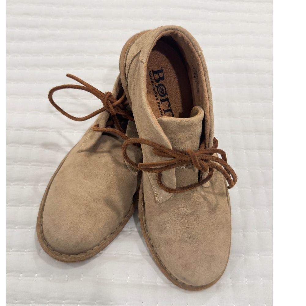 Born Tan Suede Chukka Ankle Boots Lace Up Desert Shoes BR0062587 Mens 6 Womens 8